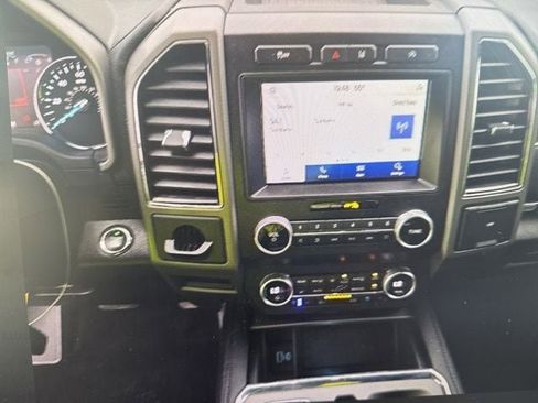 Used 2021 Ford Expedition XLT RWD image 11