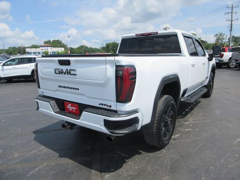 Certified 2024 GMC Sierra 3500 AT4 w/ Technology Package AWD/4WD image 6