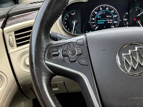 Used 2014 Buick LaCrosse Leather w/ Driver Confidence Package FWD image 10