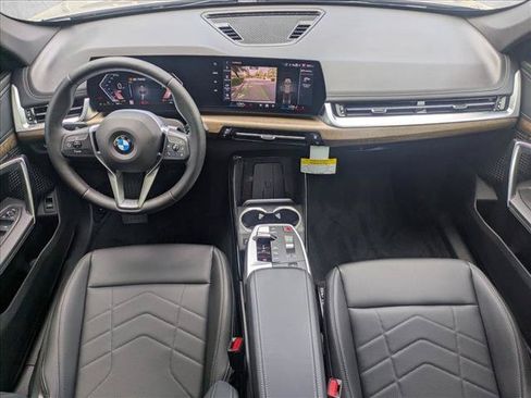 Used 2025 BMW X1 xDrive28i w/ Convenience Package AWD/4WD image 16
