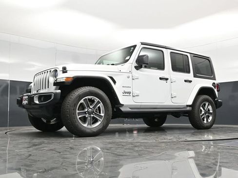 Used 2023 Jeep Wrangler Unlimited Sahara w/ Cold Weather Group AWD/4WD image 61