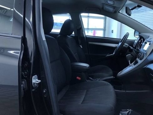 Used 2013 Toyota Matrix S FWD image 21