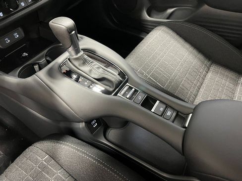 New 2026 Honda HR-V LX image 15