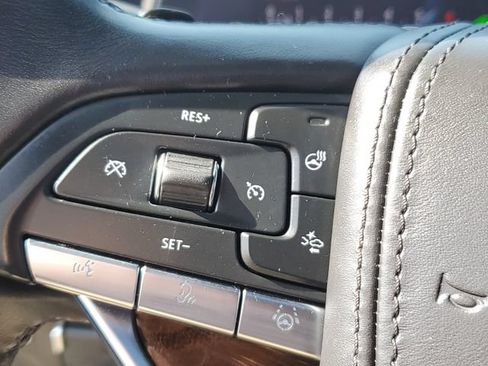 Used 2022 Cadillac Escalade Sport Platinum AWD/4WD image 10