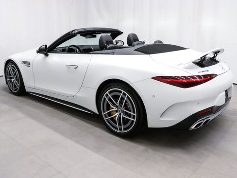 Used 2023 Mercedes-Benz SL 63 AMG 4MATIC image 6