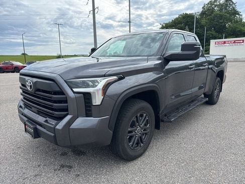 Used 2023 Toyota Tundra SR5 w/ SR5 Convenience Package AWD/4WD image 5