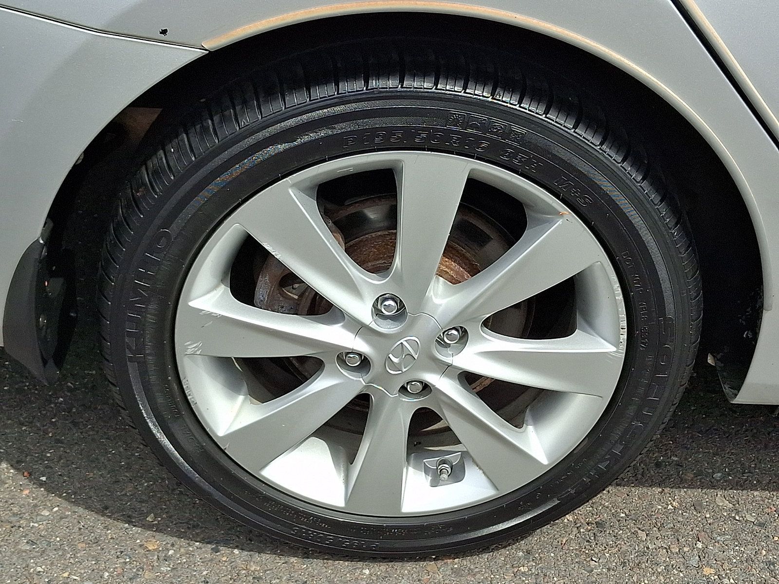 Used 2013 Hyundai Accent GLS w/ Premium Pkg FWD image 9
