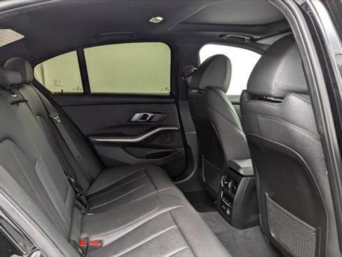 Used 2020 BMW 330i Sedan w/ Convenience Package image 18