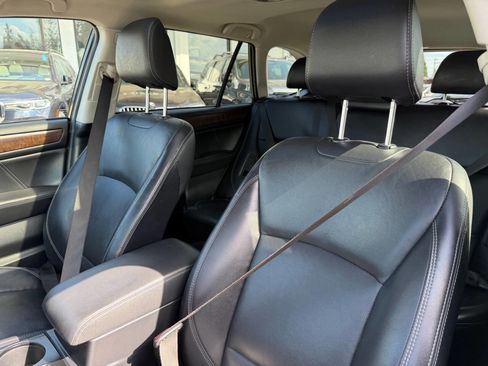 Used 2018 Subaru Outback 2.5i Limited AWD/4WD image 42