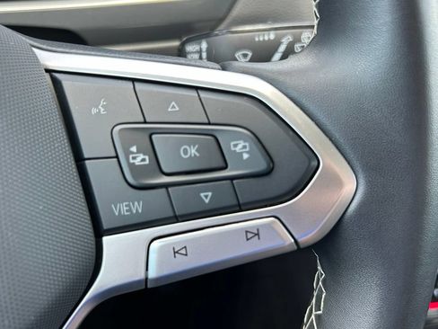 Used 2024 Volkswagen Tiguan SE FWD image 21