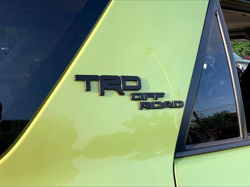 Used 2023 Toyota 4Runner TRD Off-Road Premium w/ Moonroof Package AWD/4WD image 10