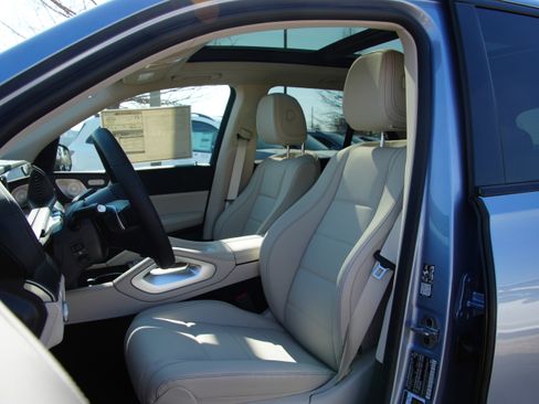 New 2026 Mercedes-Benz GLE 450 4MATIC image 12