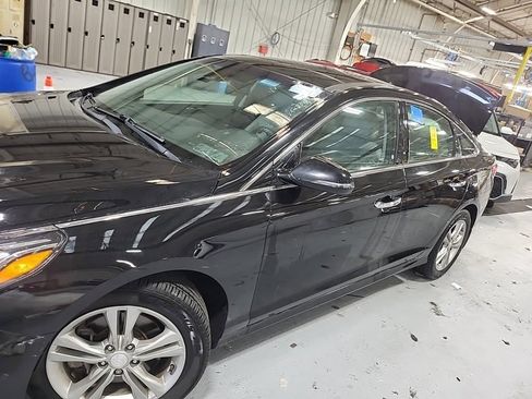 Used 2019 Hyundai Sonata Limited w/ Ultimate Package 04 FWD image 6