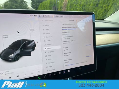 Used 2021 Tesla Model Y Long Range AWD/4WD image 26