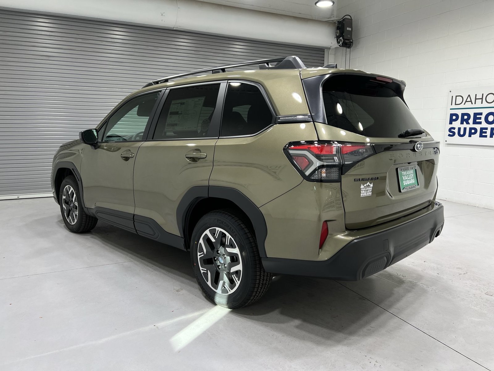 New 2026 Subaru Forester Premium AWD/4WD image 6