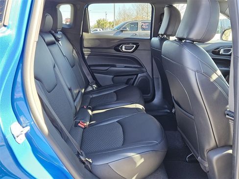 New 2026 Jeep Compass Latitude image 14