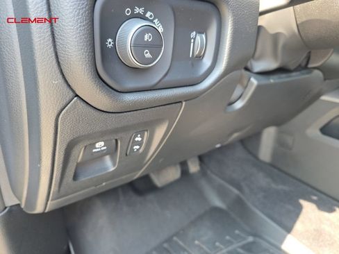 Used 2025 RAM 1500 Big Horn AWD/4WD image 11