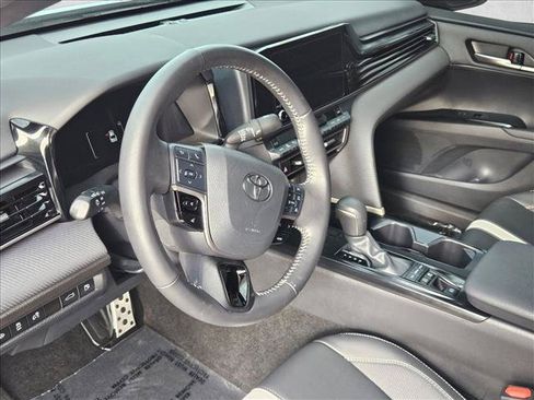 Used 2026 Toyota Camry SE FWD image 10