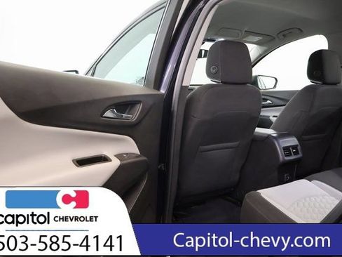 Used 2020 Chevrolet Equinox LS AWD/4WD image 27
