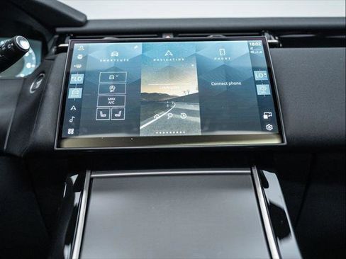 New 2026 Land Rover Range Rover Velar S image 27