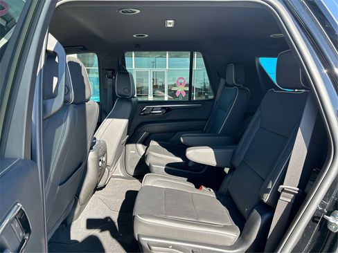 Used 2025 Chevrolet Tahoe Premier image 10