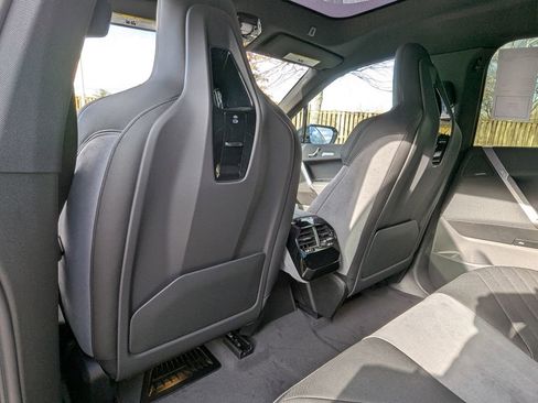 New 2026 BMW iX xDrive45 image 28