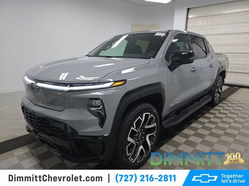 Used 2025 Chevrolet Silverado EV RST AWD/4WD image 1