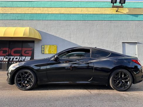 Used 2013 Hyundai Genesis 2.0T image 17