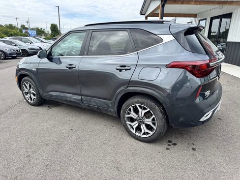 Used 2021 Kia Seltos EX AWD/4WD image 11