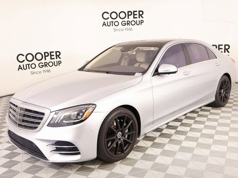 Used 2019 Mercedes-Benz S 560 Sedan image 10