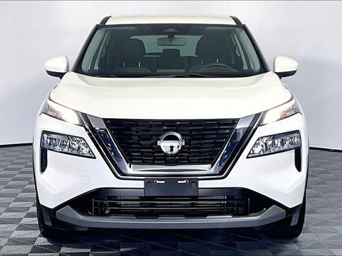 Used 2023 Nissan Rogue SV AWD/4WD image 3
