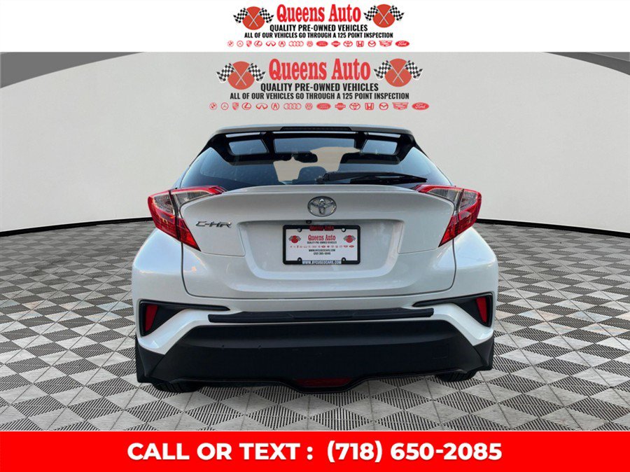Used 2018 Toyota C-HR XLE FWD image 5