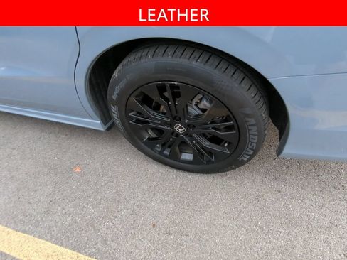 Used 2025 Honda Odyssey Sport-L image 5