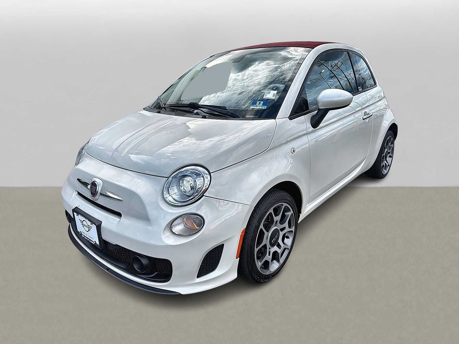 Used 2018 FIAT 500 Pop FWD image 1