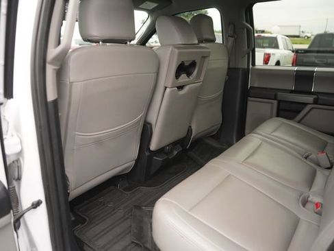 Used 2017 Ford F150 XLT RWD image 11