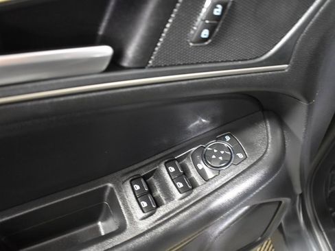 Used 2021 Ford Edge SEL image 8