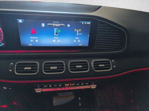 New 2025 Mercedes-Benz GLS 450 4MATIC image 12