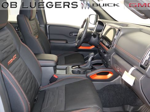 Used 2025 Nissan Frontier PRO-4X w/ Interior Protection Package AWD/4WD image 21