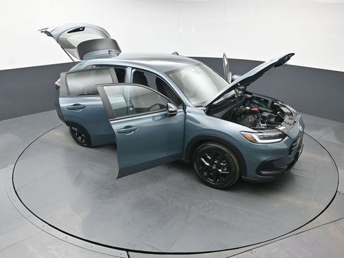 Used 2025 Honda HR-V Sport image 45