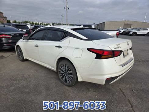 Used 2023 Nissan Altima 2.5 SV AWD/4WD image 5