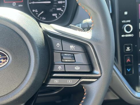 Certified 2024 Subaru Crosstrek 2.5i Limited w/ Crosstrek Mirror Package image 26