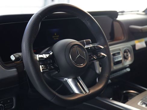 Used 2025 Mercedes-Benz G 580 w/ EQ Technology image 18