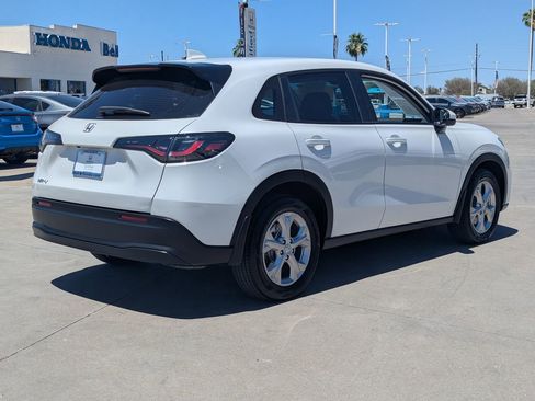 Used 2025 Honda HR-V LX image 4
