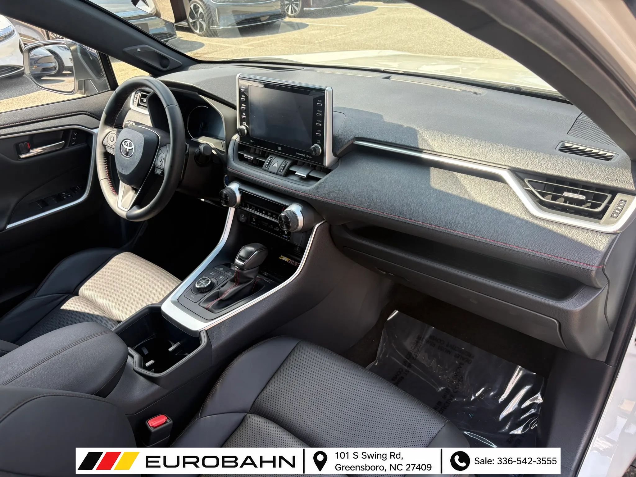 Used 2022 Toyota RAV4 XSE w/ Premium Package AWD/4WD image 14