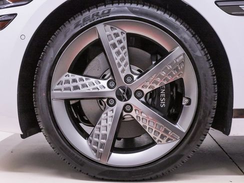 Certified 2025 Genesis G80 2.5T Sport Prestige image 27