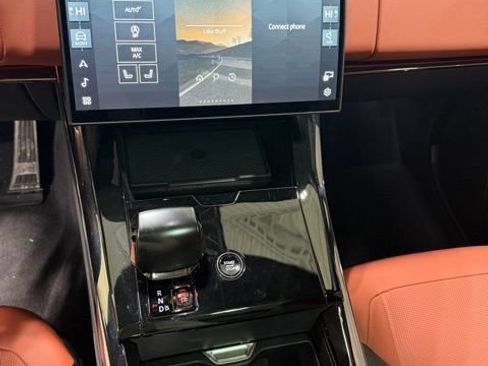 Used 2025 Land Rover Range Rover Sport SV Edition Two image 29