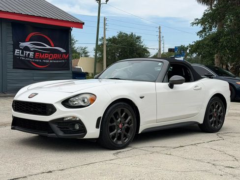 Used 2017 FIAT 124 Spider Abarth RWD image 14