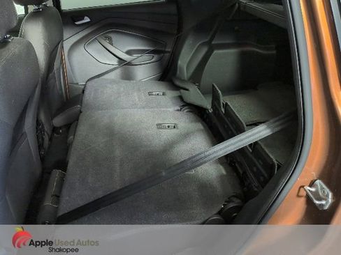 Used 2017 Ford Escape SE AWD/4WD image 30