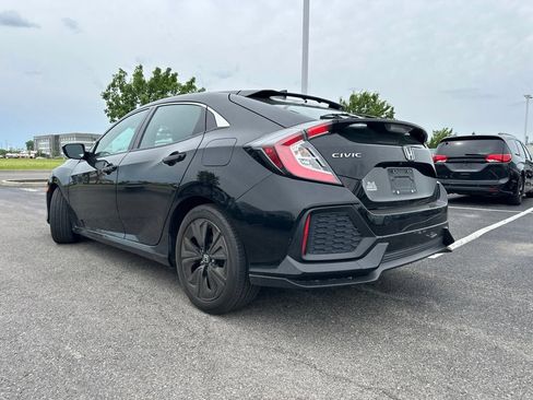 Used 2018 Honda Civic EX image 9