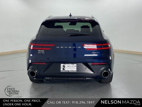 Used 2025 Genesis GV70 3.5T Sport w/ Sport Advanced Package image 7